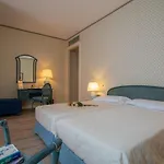 Grand Astoria