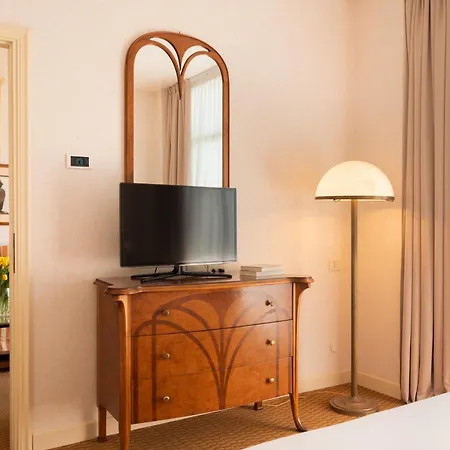 Grand Astoria 4* גראדו