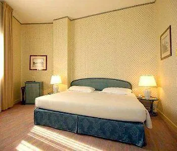 Grand Astoria
