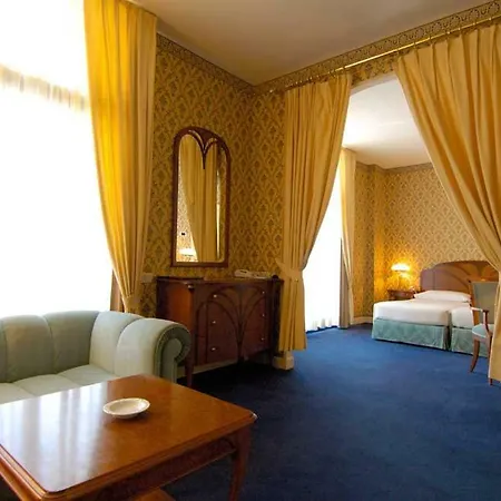 Hotel Grand Astoria