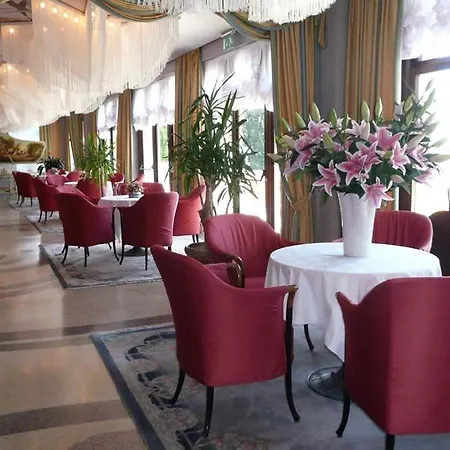 Hotel Grand Astoria