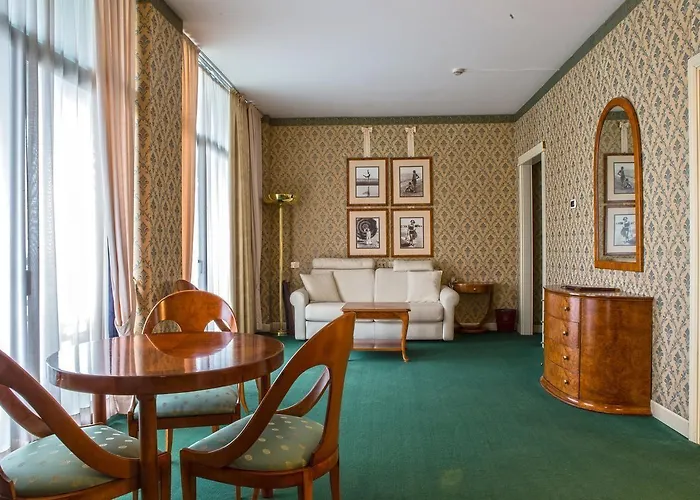 Hotell Grand Astoria Grado