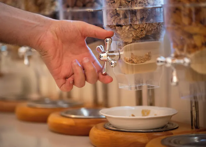 Grand Astoria Hotell